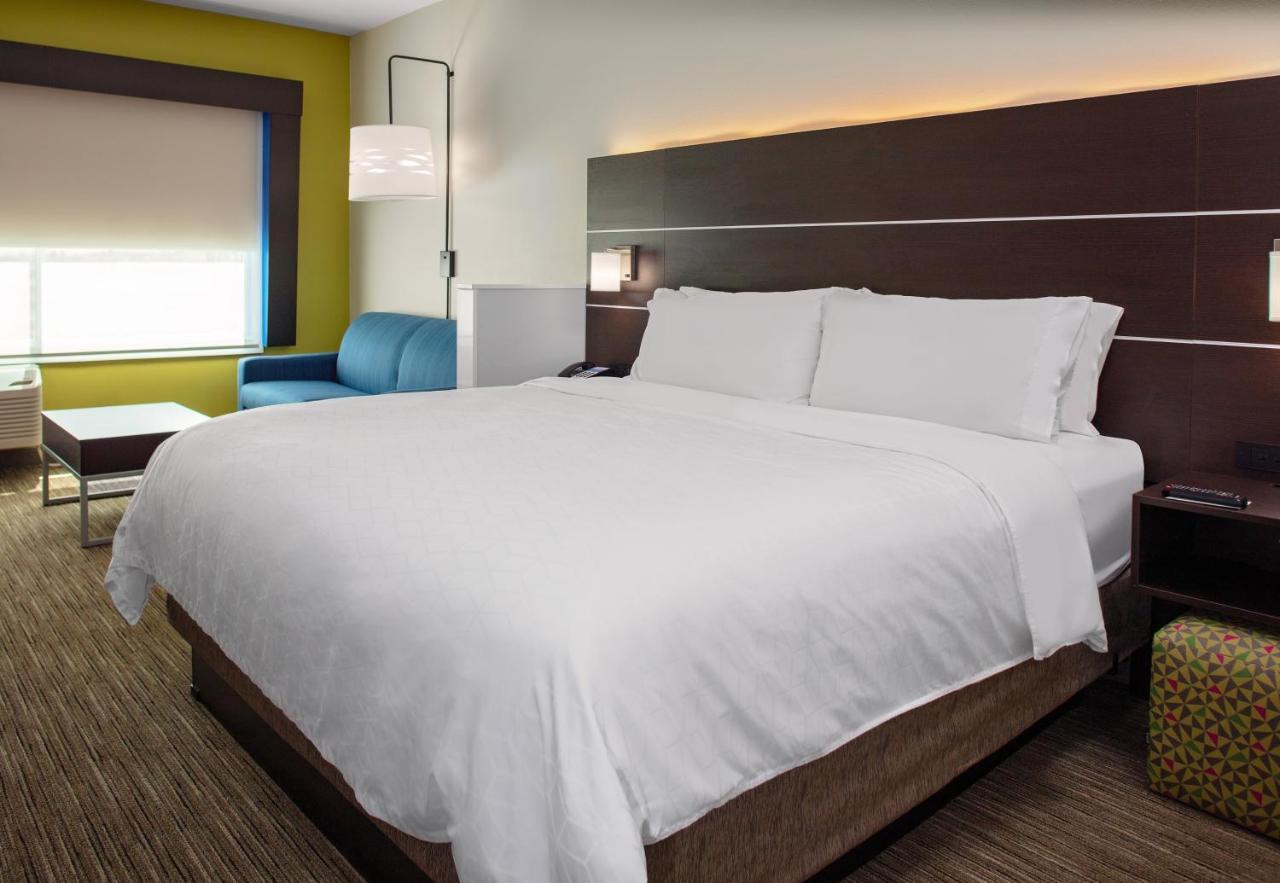 Holiday Inn Express & Suites - El Paso North By Ihg Exterior photo